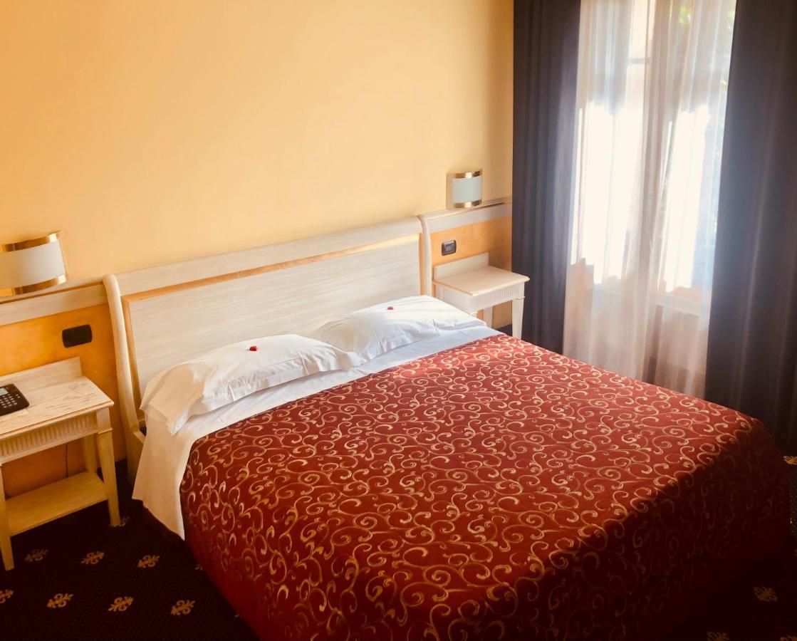 Motel Malpensa Inn & Hotel-Airport Κάζε Νουόβε Εξωτερικό φωτογραφία