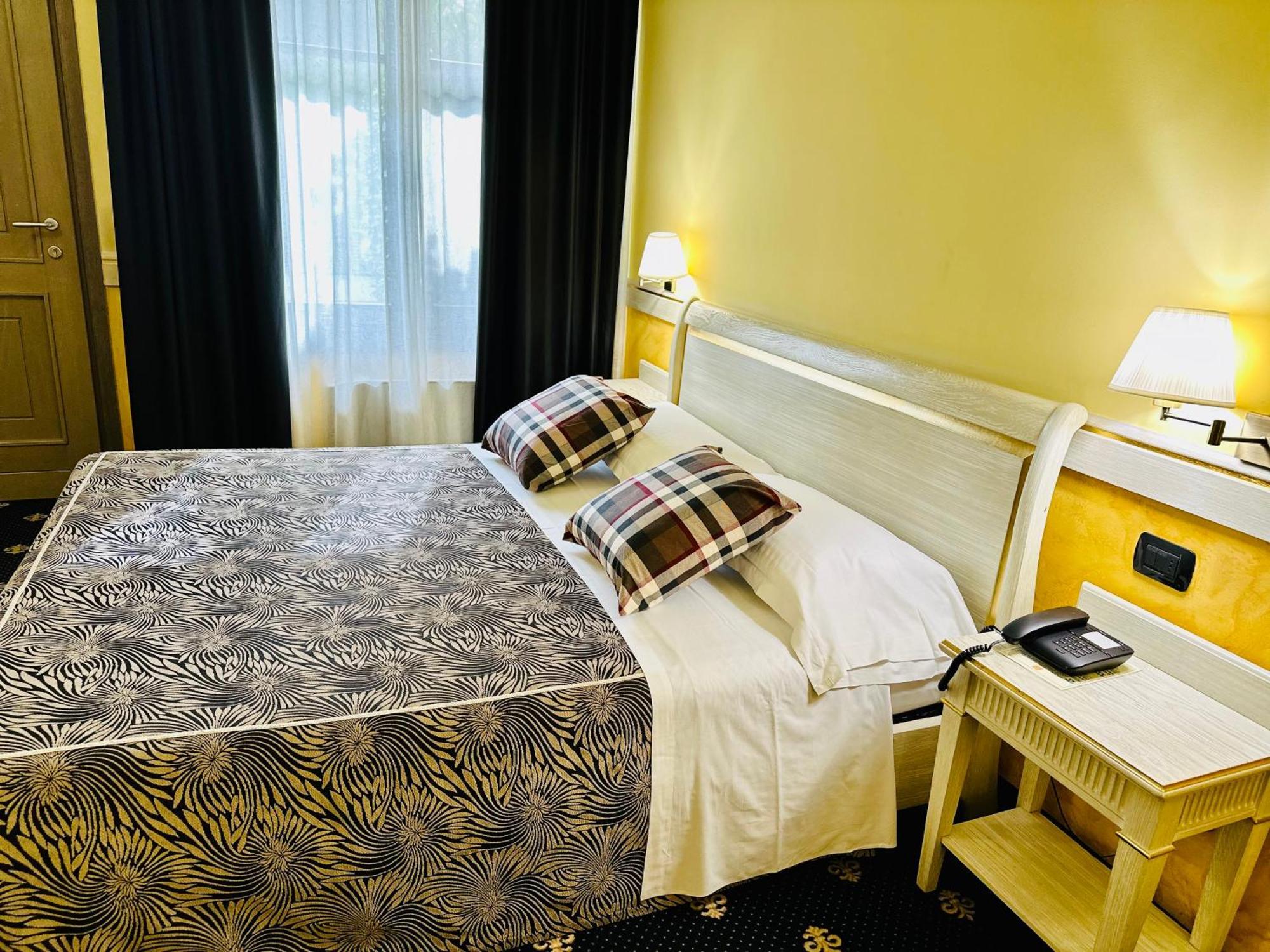 Motel Malpensa Inn & Hotel-Airport Κάζε Νουόβε Εξωτερικό φωτογραφία